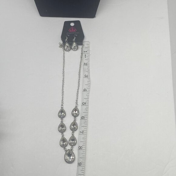 Paparazzi Jewelry Socialite White Necklace & Earrings Set For Women - Picture 8 of 10